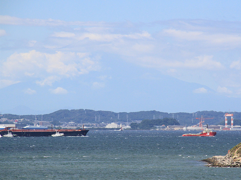 浦賀航路を行く曳航船団